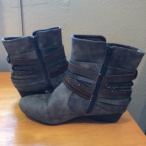 🚨LAST CHANCE! Maurice’s boots